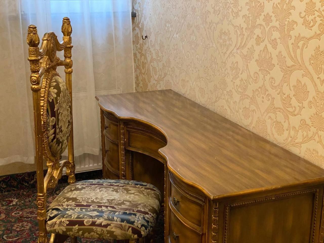 Отель Royal De Paris Киев Экстерьер фото